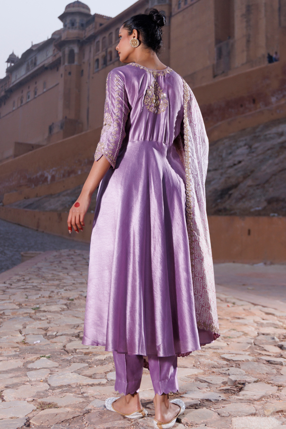 Mahira Suit Set