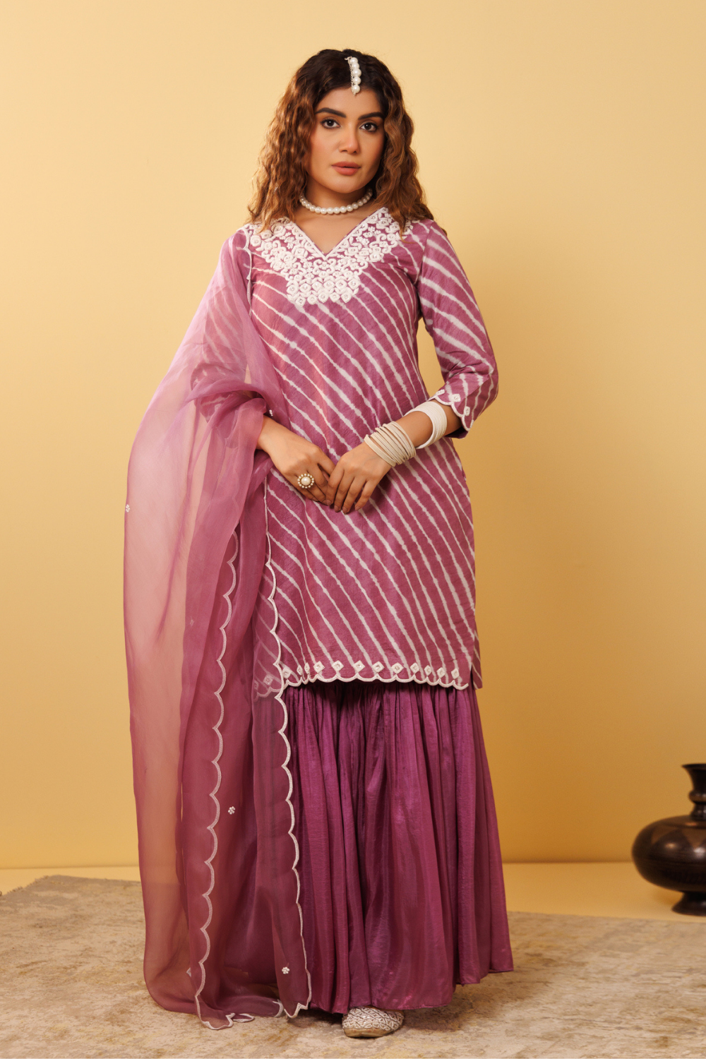 Aavya Gharara Set