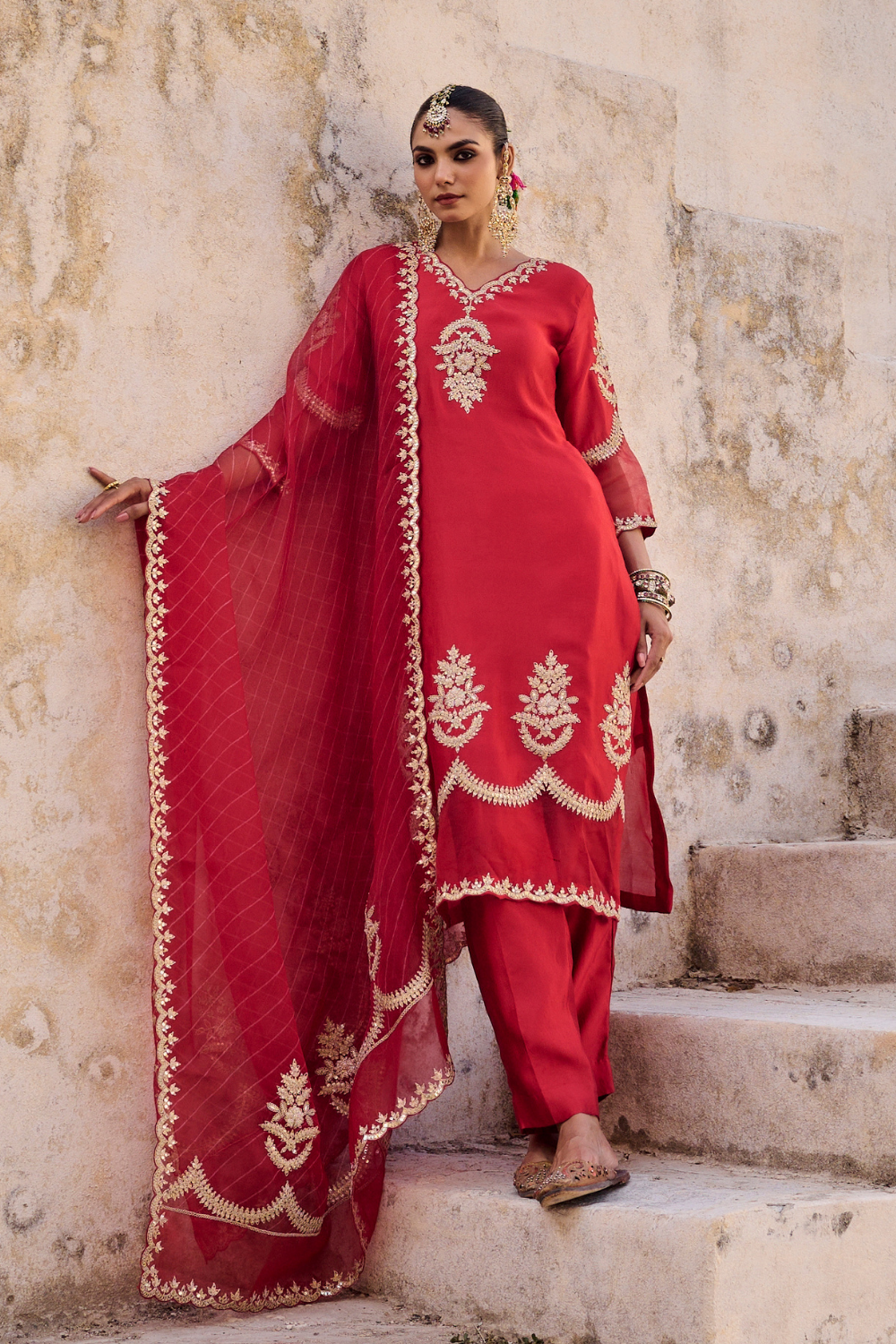 Madhu Suit Set