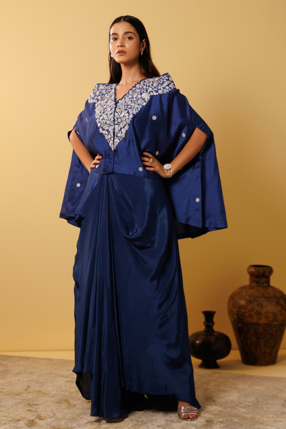 Aafsa Cape Set