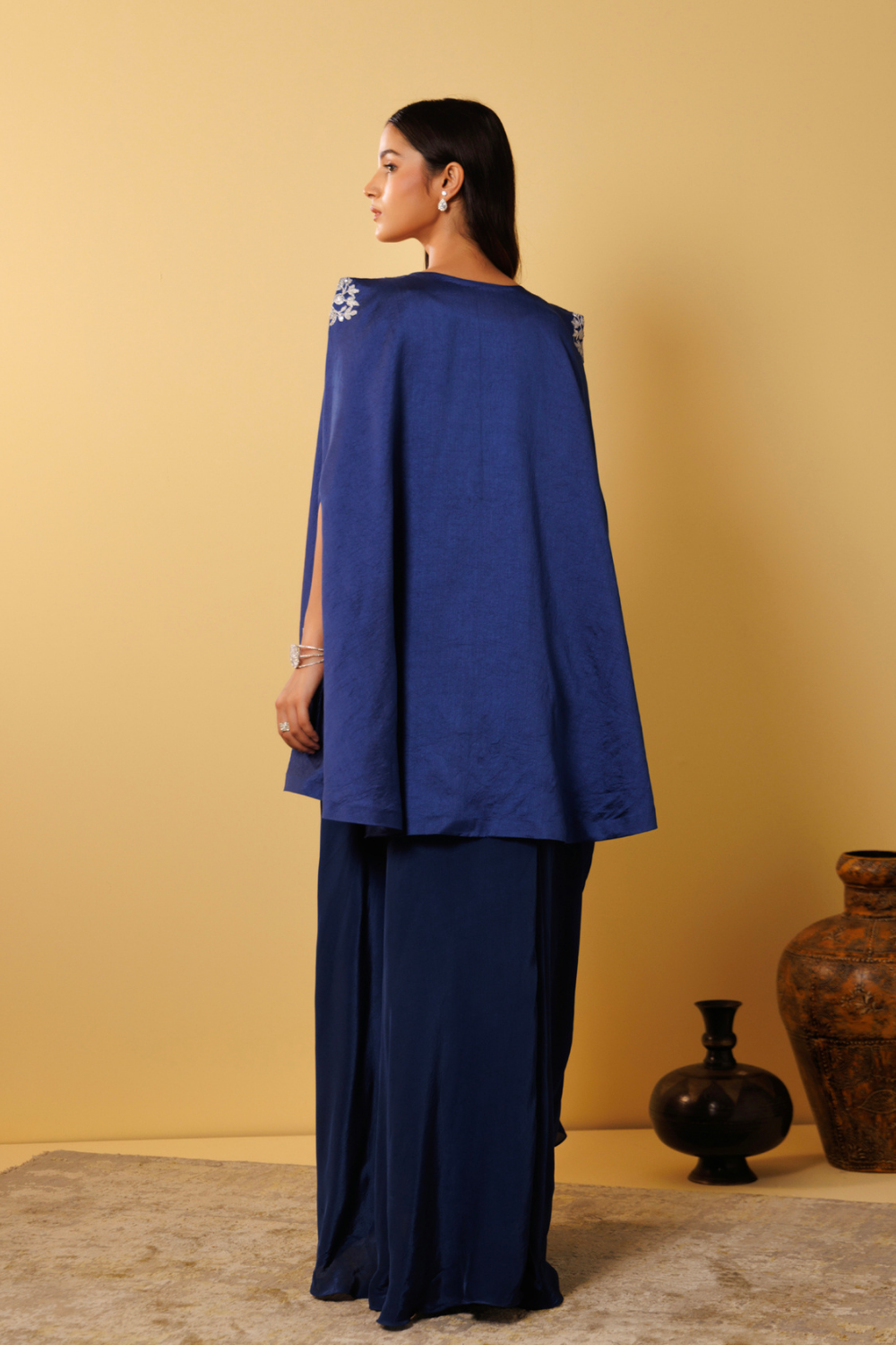 Aafsa Cape Set