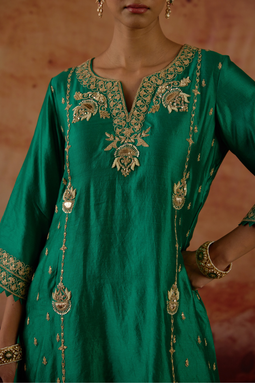 Vanhi Suit Set