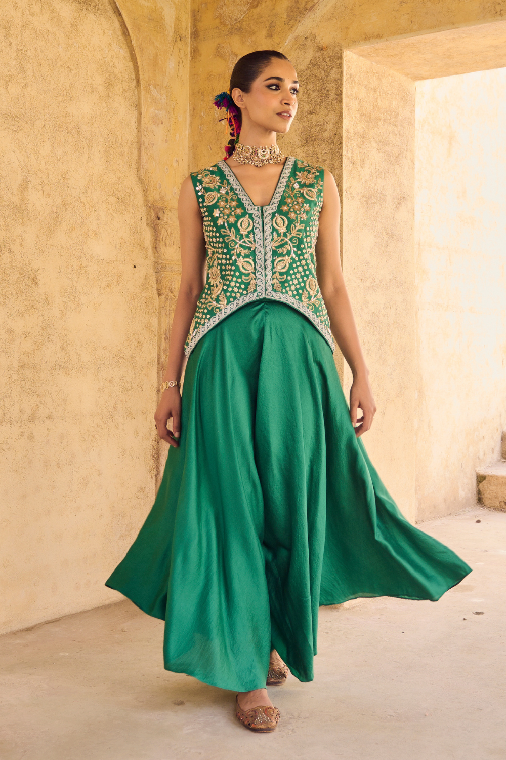 Vanhi Waist Coat Set