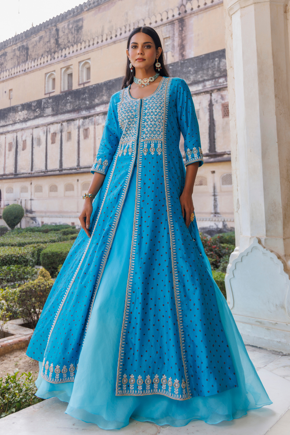 Vanhi Gown
