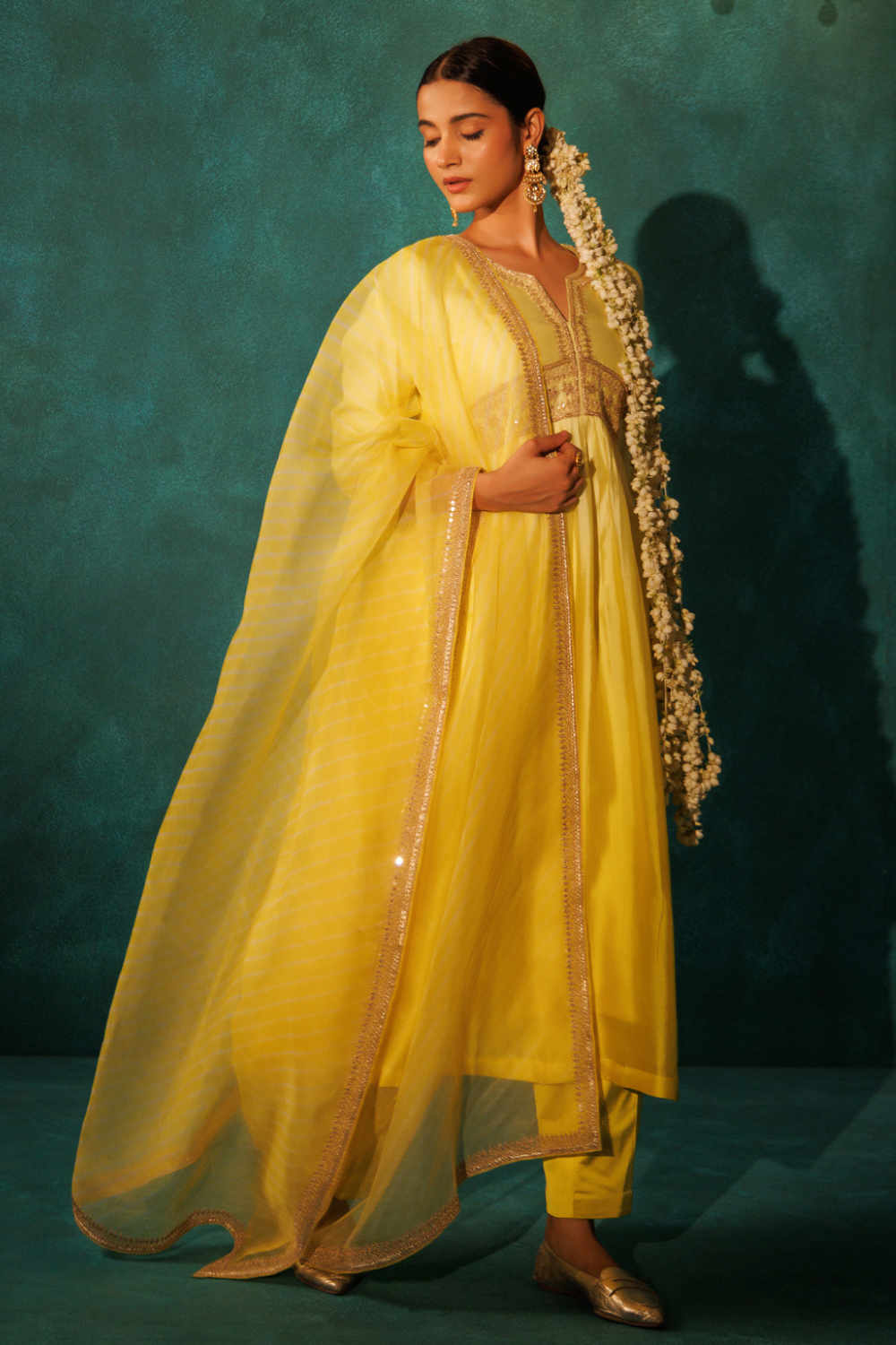 Nimbu Yellow Suit