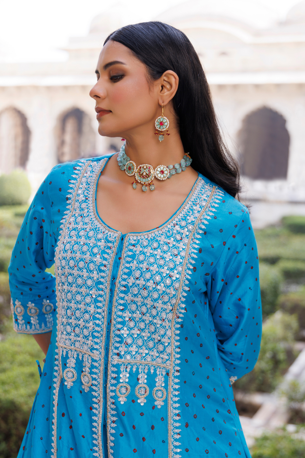 Vanhi Gown